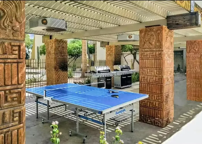 Renovated With Pool, Spa, & Gym Access